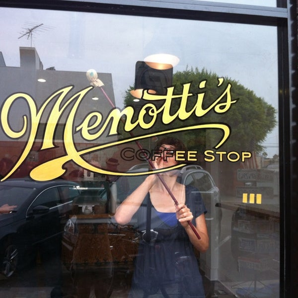 Photo taken at Menotti&#39;s Coffee Stop by Novena C. on 9/20/2013