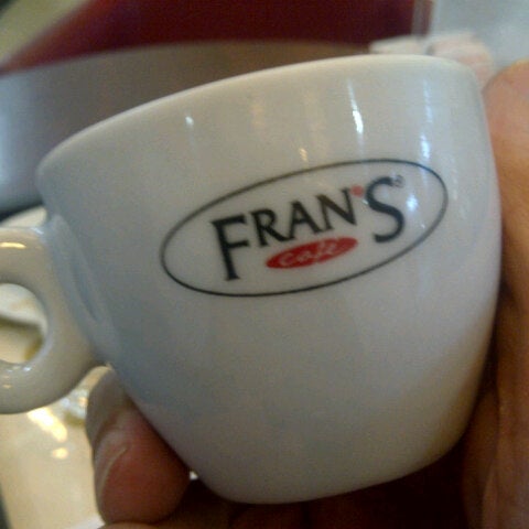 Foto diambil di Fran&#39;s Café oleh Savio Q. pada 10/11/2012