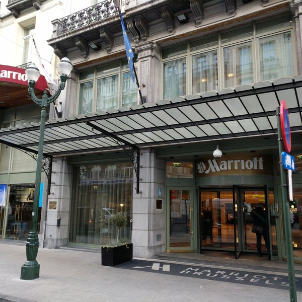 Foto tirada no(a) Brussels Marriott Hotel Grand Place por Doug M. em 11/6/2017