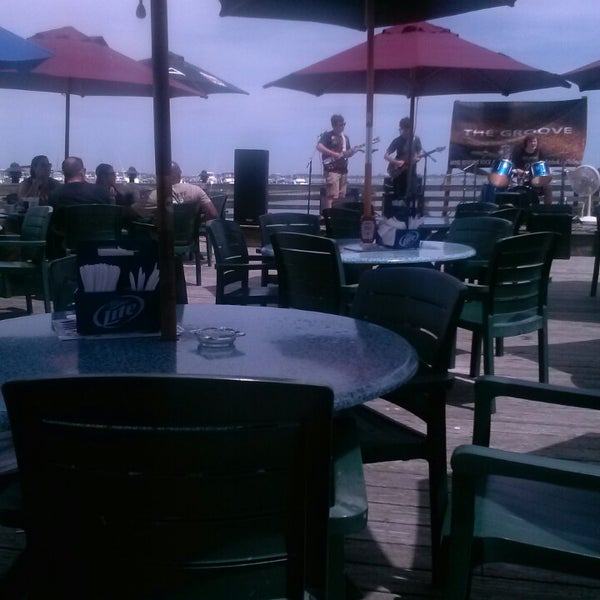 Foto tirada no(a) Harbor View Restaurant por Jennifer J. em 7/14/2013