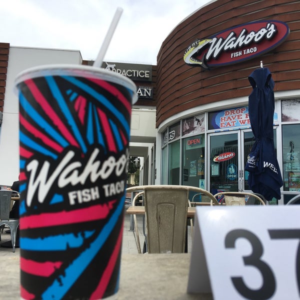 4/25/2017 tarihinde Matt K.ziyaretçi tarafından Wahoo&#39;s Fish Taco'de çekilen fotoğraf