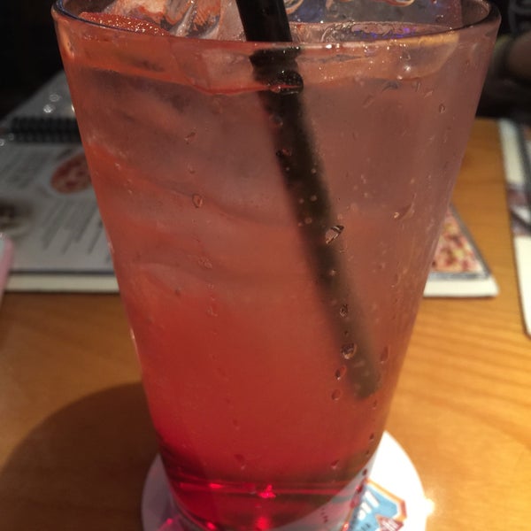 Photo taken at BJ&#39;s Restaurant &amp; Brewhouse by Sharon L. on 7/21/2017