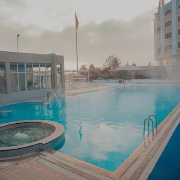 Das Foto wurde bei Oruçoğlu Thermal Resort von D Y. am 12/21/2022 aufgenommen