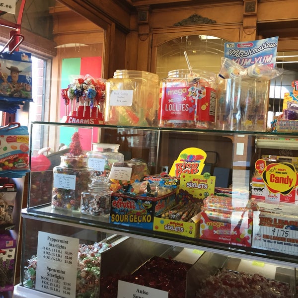 Oaks Candy Corner Candy Store