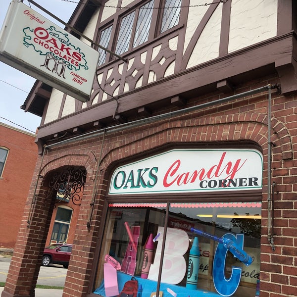 Oaks Candy Corner Candy Store