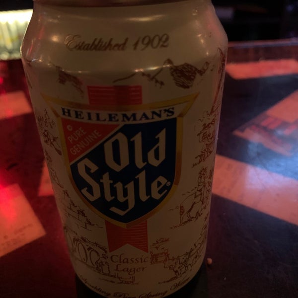 Foto tirada no(a) Stella&#39;s Lounge por Chad W. em 11/30/2019