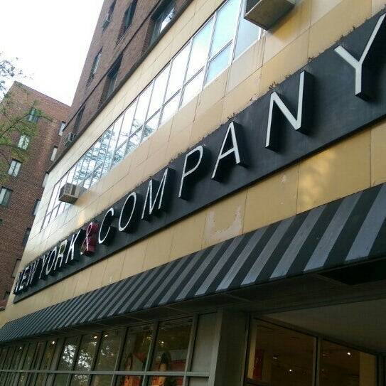 New York Company (Ahora cerrado) - Tienda de mujeres Parkchester