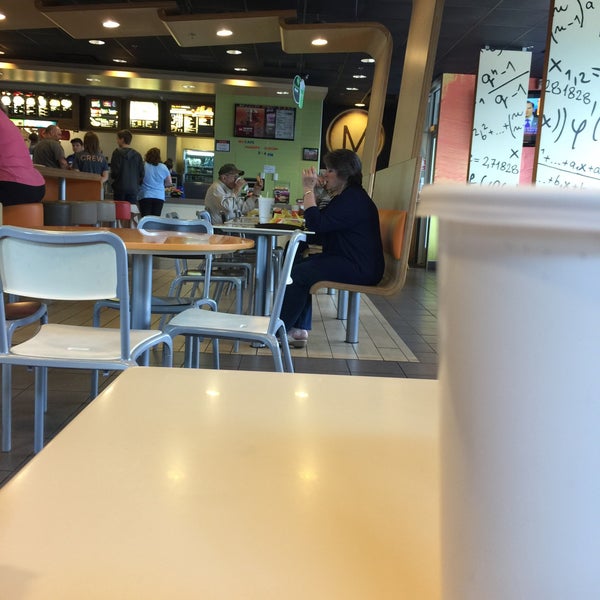 McDonald's Fast Food Restaurant in Rolla