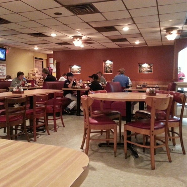 5/3/2013 tarihinde Barry K.ziyaretçi tarafından Corona Mexican Restaurant'de çekilen fotoğraf