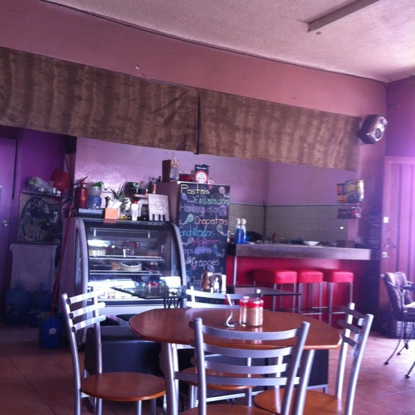 5/24/2013에 Laura j.님이 Mas que Caffe에서 찍은 사진
