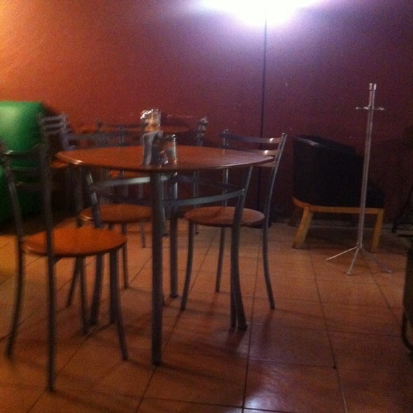 9/24/2013에 Laura j.님이 Mas que Caffe에서 찍은 사진