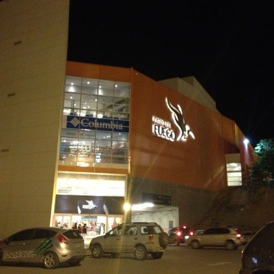 10/21/2012에 Mauro R.님이 Paseo del Fuego Shopping에서 찍은 사진