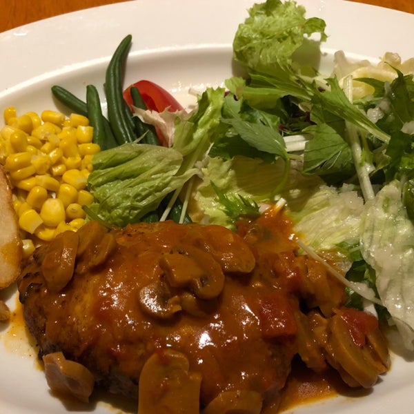 Photo taken at Roast Chicken House by Shiorin on 6/13/2019