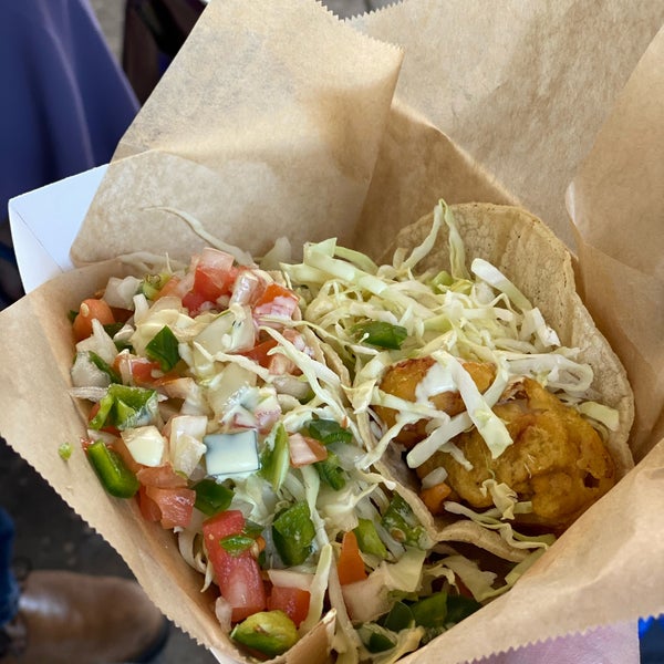 11/24/2019 tarihinde Dante C.ziyaretçi tarafından Ricky&#39;s Fish Tacos'de çekilen fotoğraf