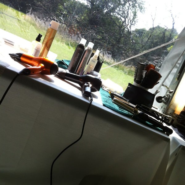 West Island The Salutations Animal Shelter in Glen Cove