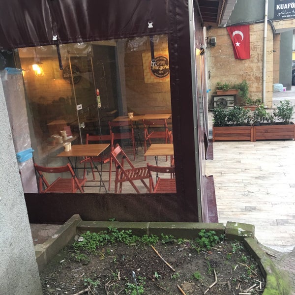 3/15/2017 tarihinde Tuğba Y.ziyaretçi tarafından Minyoka Coffee'de çekilen fotoğraf