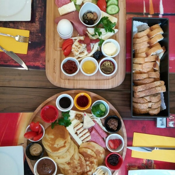 Боксы в кафе