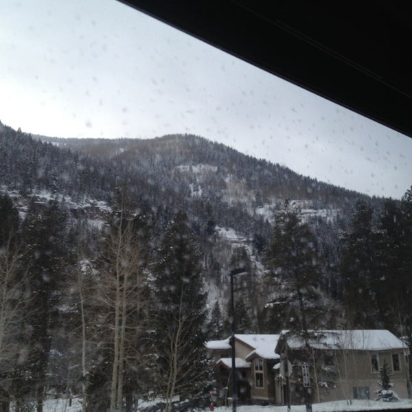 Photo taken at Vail Racquet Club Mountain Resort by Forrest F. on 12/28/2012