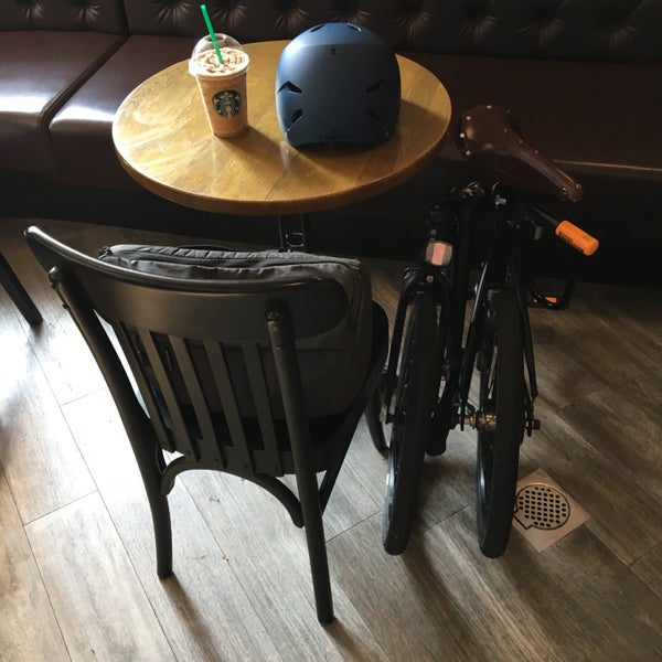 Photo taken at Starbucks Reserve by Yongsuk H. on 5/4/2019
