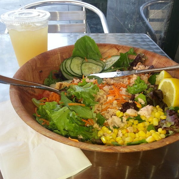 Photo taken at California Monster Salads by ᴡ L. on 9/4/2013