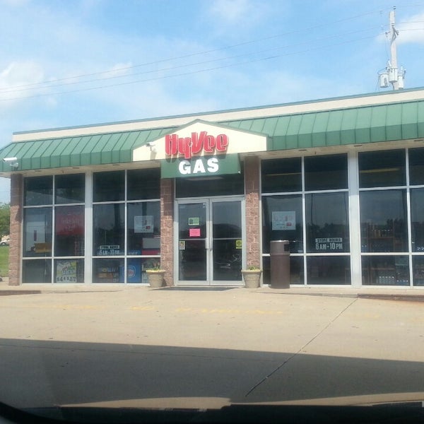 HyVee Gas Davenport, IA