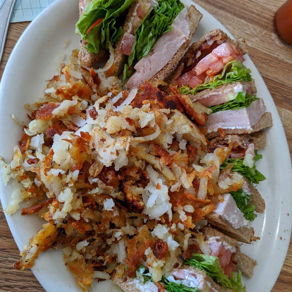 Photos at Peanuts Deluxe Cafe Downtown San Jose 29 tips from 805 visitors