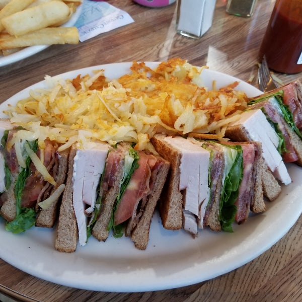 Photos at Peanuts Deluxe Cafe Downtown San Jose 29 tips from 805 visitors