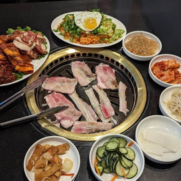Снимок сделан в Beque Korean Grill пользователем J L. 2/25/2023