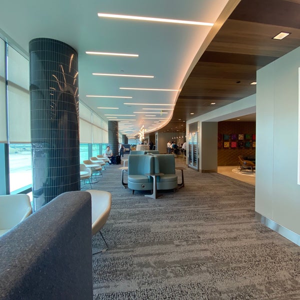 Delta Sky Club Airport Lounge in Kansas City