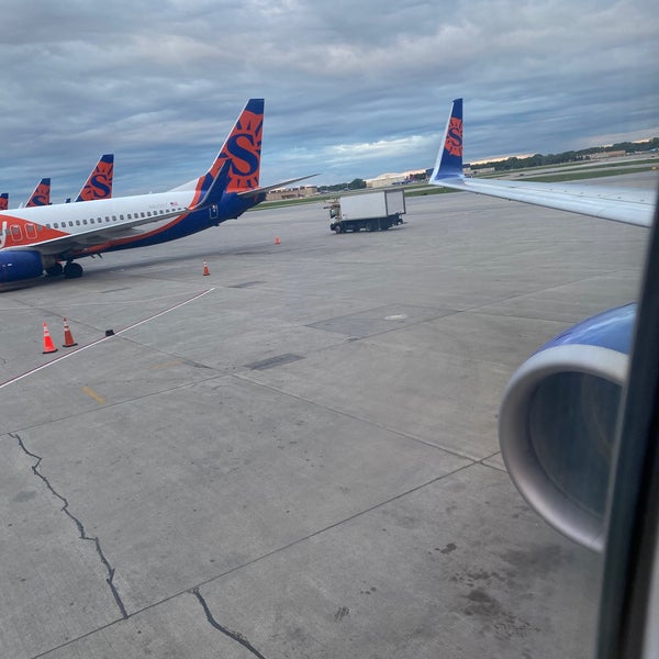 Photo taken at Terminal 2-Humphrey by Brian S. on 5/22/2022