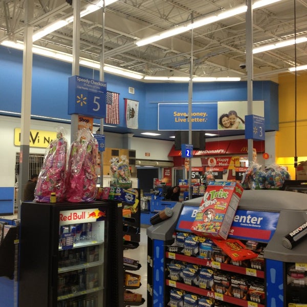 Walmart Supercenter Big Box Store in La Quinta