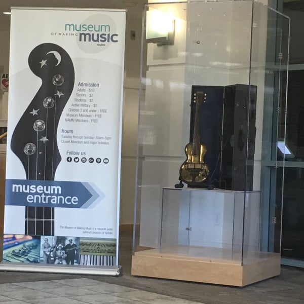 7/23/2018 tarihinde Jon S.ziyaretçi tarafından Museum of Making Music'de çekilen fotoğraf