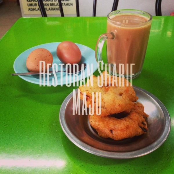 รูปภาพถ่ายที่ Restoran Sharif Maju โดย 🔗mohd najib🔗 เมื่อ 4/30/2013