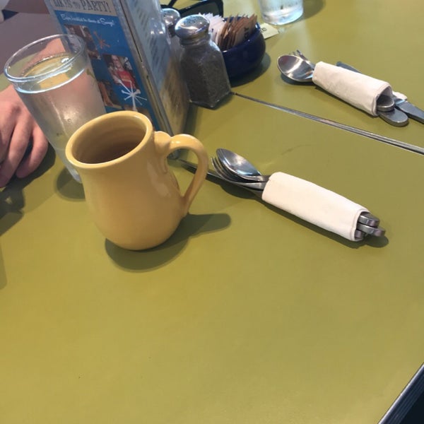 Photo taken at Snooze, an A.M. Eatery by Ahmed M. on 10/19/2019