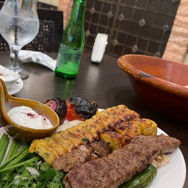 Foto scattata a Samad al Iraqi Restaurant da Bader A. il 5/15/2023
