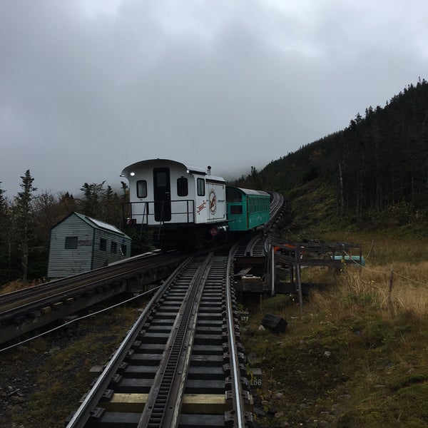 10/9/2017 tarihinde Yuskie M.ziyaretçi tarafından The Mount Washington Cog Railway'de çekilen fotoğraf