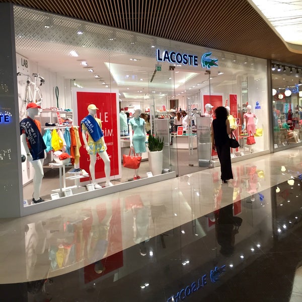 Lacoste mid valley