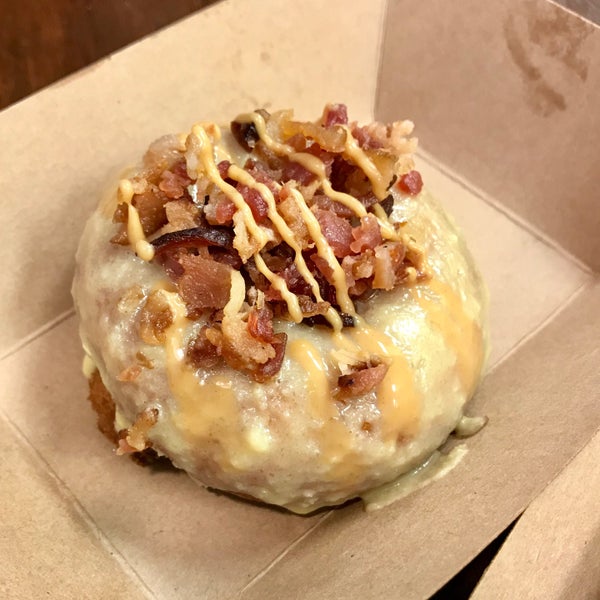 Destination Little Donuts & Cups and Cones Panadería