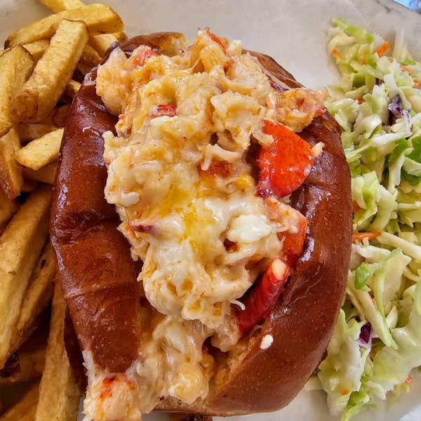 Longboard Restaurant & Pub Downtown Huntington Beach 27 tips from