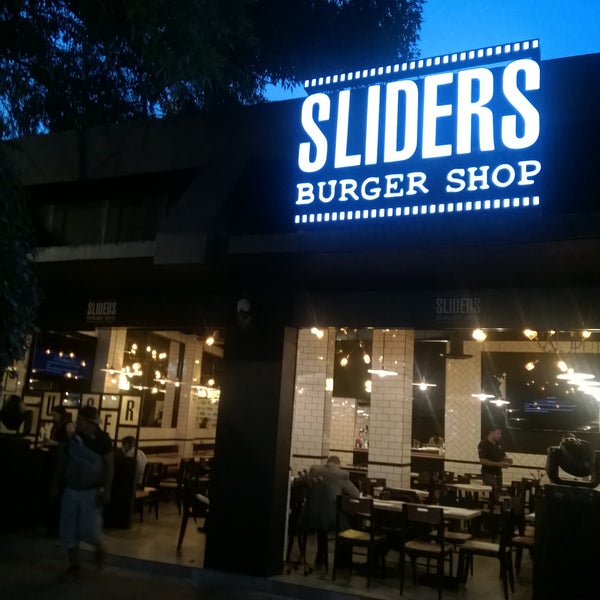 Sliders Hamburguesería en Polanco