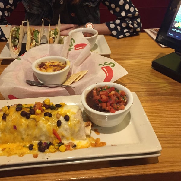Photo taken at Chili&#39;s Grill &amp; Bar by Andrii S. on 8/24/2015