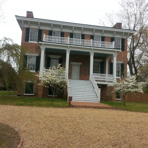 Lee Hall Mansion - Lee Hall - 163 Yorktown Rd