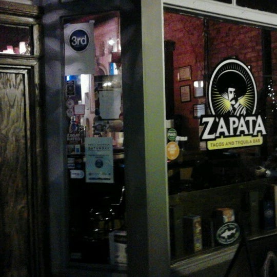 Foto diambil di Zapata Taco and Tequila Bar oleh Victor I. P. pada 11/24/2012