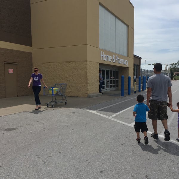Photos at Walmart Supercenter Big Box Store in Easter Lake Area