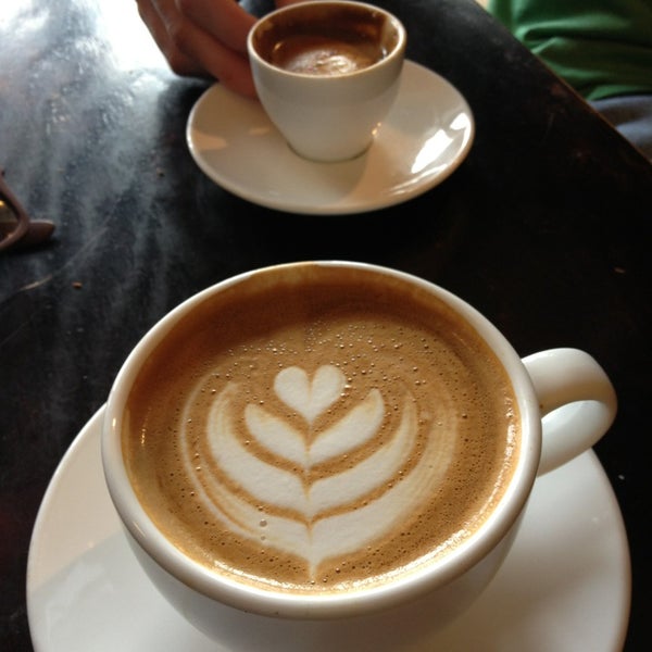 รูปภาพถ่ายที่ Spencer&#39;s Coffee โดย Sarah L. เมื่อ 2/22/2013