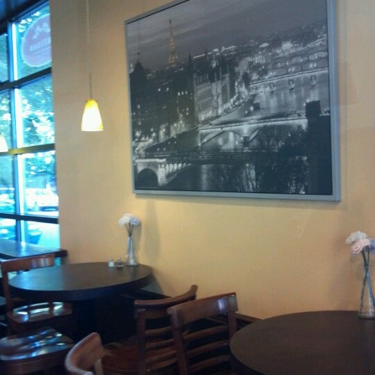 Photo taken at Artisan Cafe by Ray L. on 10/7/2012
