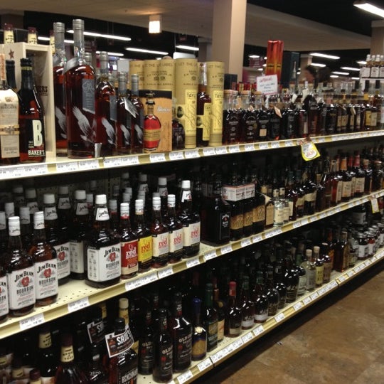 Binny's Beverage Depot South Loop Chicago, IL