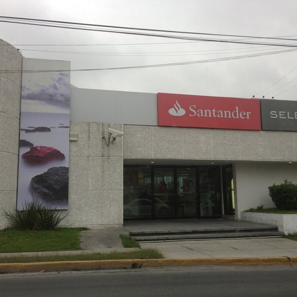 Santander Suc. Leones - Paseo De Los Leones