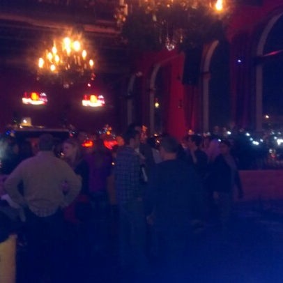 11/24/2012にTashara E.がHarry&#39;s Restaurant &amp; Barで撮った写真