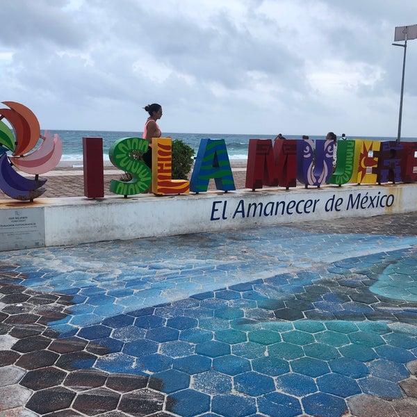 Isla mujeres причал